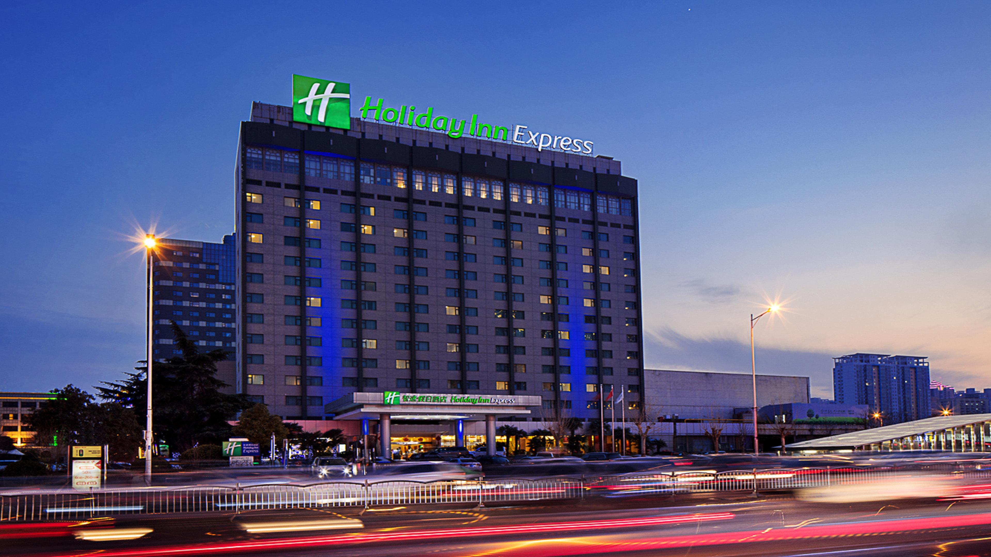 Holiday Inn Express Zhengzhou Zhongzhou By Ihg Ngoại thất bức ảnh